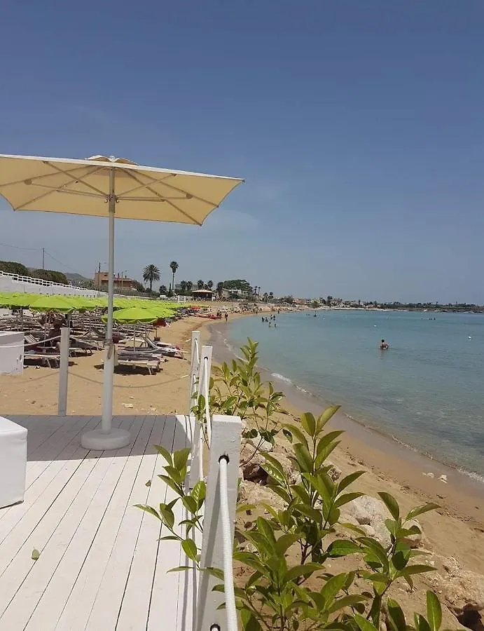 Apartments Capuana Avola Bed & Breakfast
