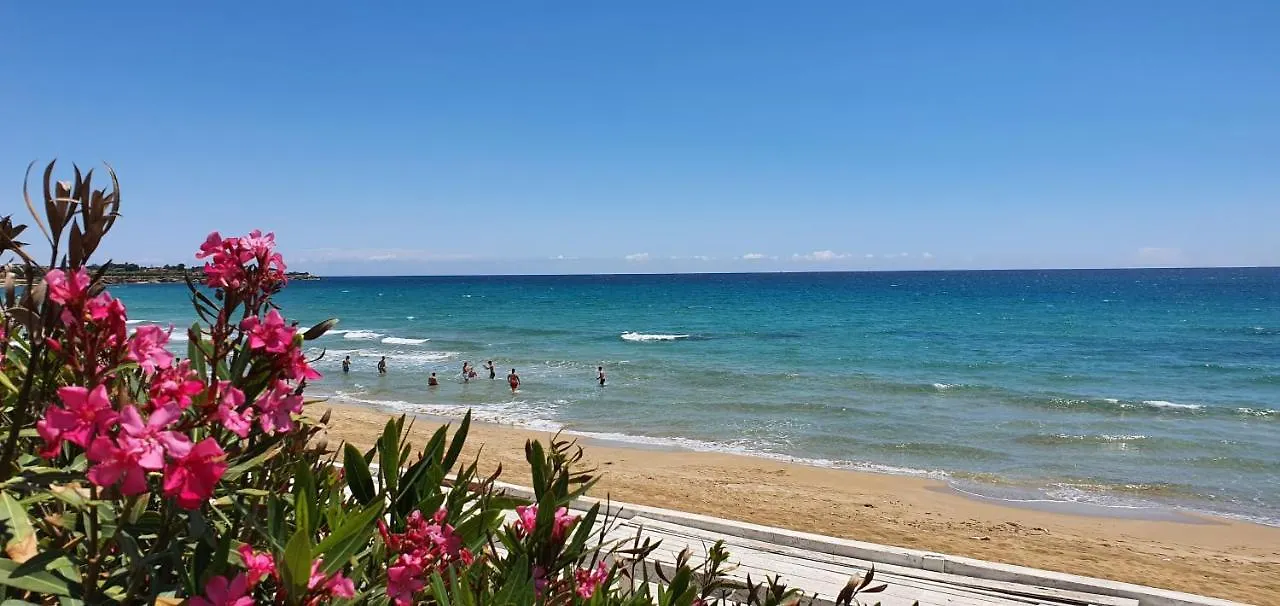 Apartments Capuana Avola Bed & Breakfast